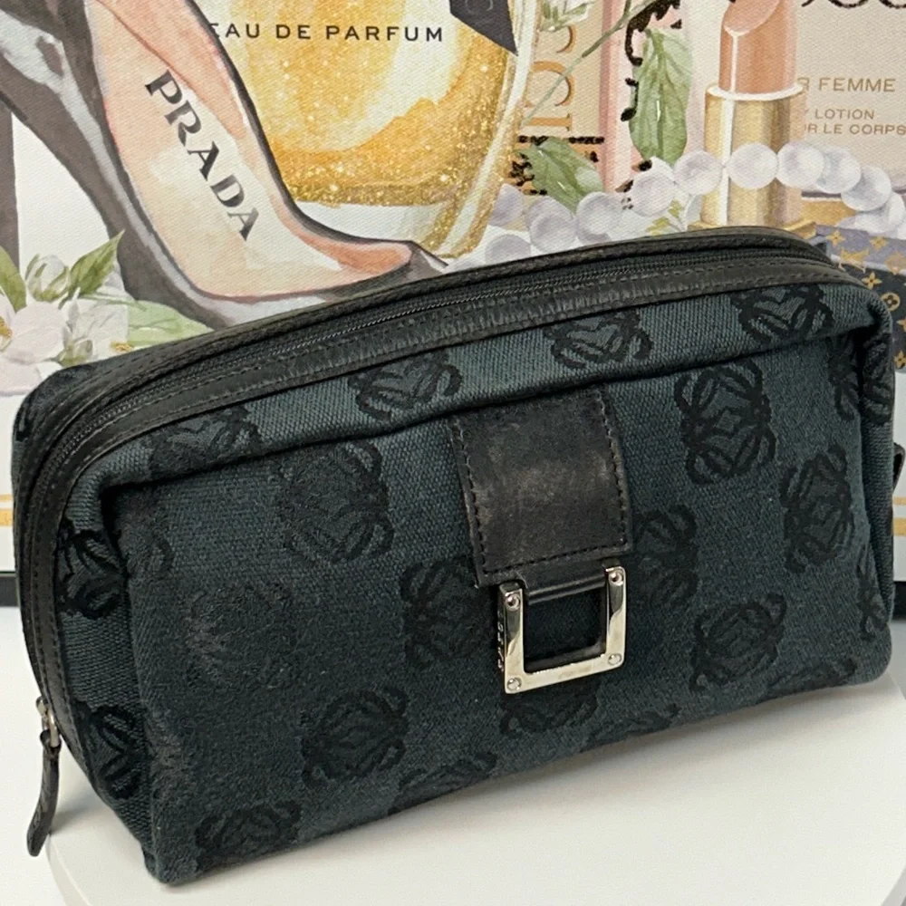 LOEWE Anagram Large Pouch Bag 😍🔥